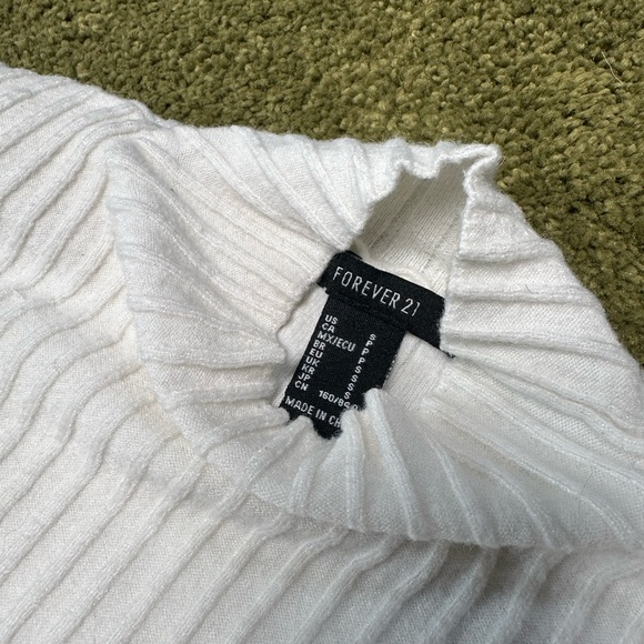 Forever 21 Ivory Ribbed Knit Top - Picture 3 of 3